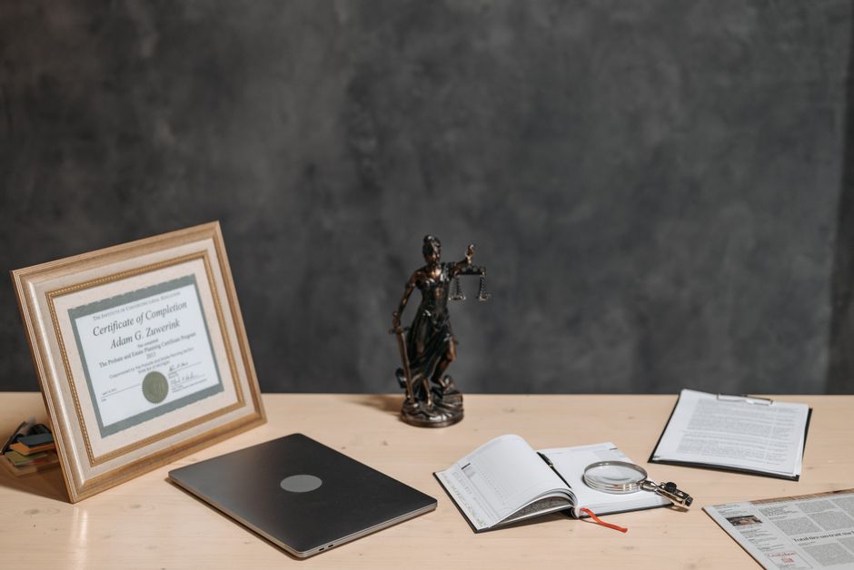 Legal intake answering service hero