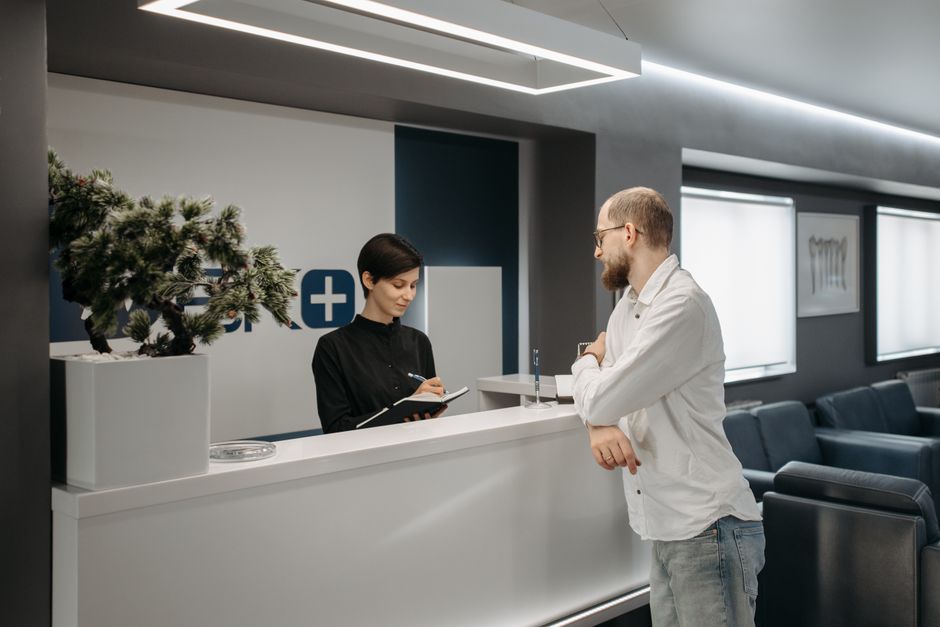 Medical answering service hero